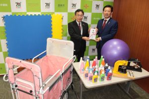 アイシン機工30周年寄付(三河新聞社提供）